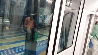 Dubai Metro Travel With Raj || Travel In Dubai Metro ????