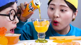 Orange Dessert VS Yellow Dessert Mukbang Challenge DONA