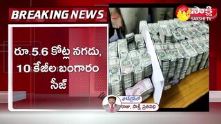 Huge Cash Crunch on Travel Buses | Krishnavaram | East Godavari | Sakshi TV