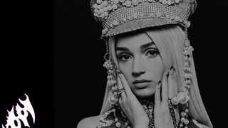 Poppy - Girls In Bikinis (Lyrics)