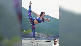 Mornig yoga ???????? #dance #tanurawatofficial #tannurawat #shortsfeed #saipallavi #vairalshort #sonu_saha