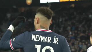 PARIS SAINT-GERMAIN - FC LORIENT (5 - 1) - Highlights - (PSG - FCL) / 2021-2022