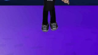 FREE ACCESSORY! HOW TO GET Roblox Sneakers - Gray! (ROBLOX LAYERED CLOTHING SHOES)