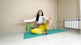 Flexibility exercises - Legs Stretching