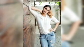 Shivani Narayanan biography | facts | curvy plus size model | age | height | weight | lifestyle