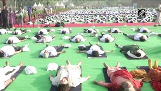 World Health Day: Om Birla, Union Ministers participate in 'Yoga Utsav' at Red Fort