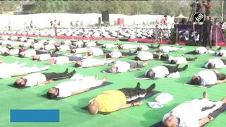 World Health Day: Om Birla, Union Ministers participate in 'Yoga Utsav' at Red Fort