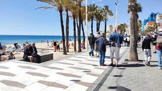 BENIDORM ???????? LEVANTE BEACH SUMMER COMING APRIL 2022 Costa Blanca SPAIN Walking Tour 4K