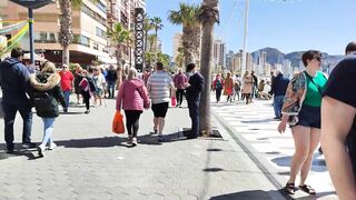 BENIDORM ???????? LEVANTE BEACH SUMMER COMING APRIL 2022 Costa Blanca SPAIN Walking Tour 4K